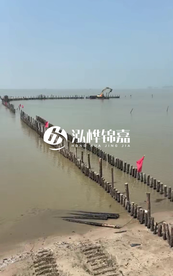 菏澤河道清淤專業(yè)施工-打完松木樁后清理淤泥是否會影響穩(wěn)定性？
